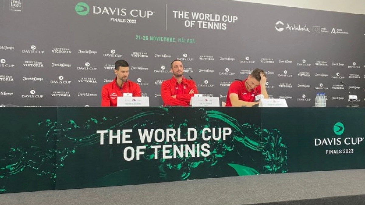 Novak Djokovic, Viktor Troicki y Miomir Kecmanovic en la Copa Davis 2023. Foto: Punto de Break