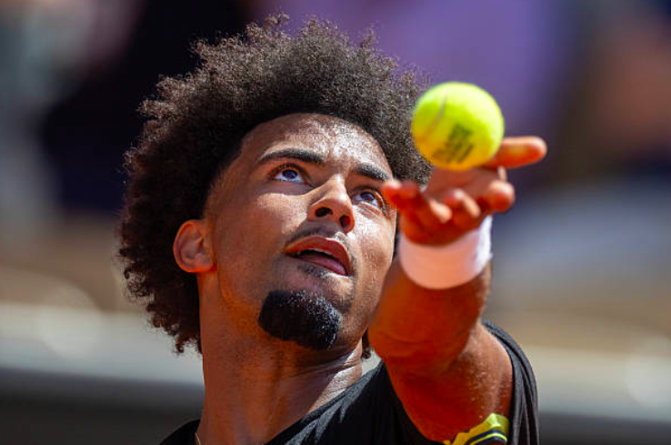 Arthur Fils explains the injury that keeps him out of Roland Garros. Source: Getty