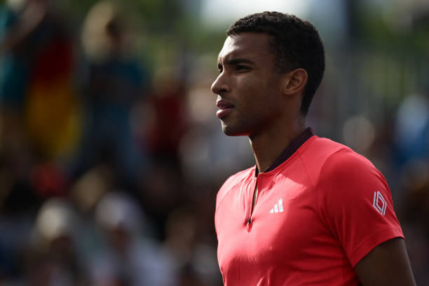 Auger-Aliassime durante un torneo en 2025.