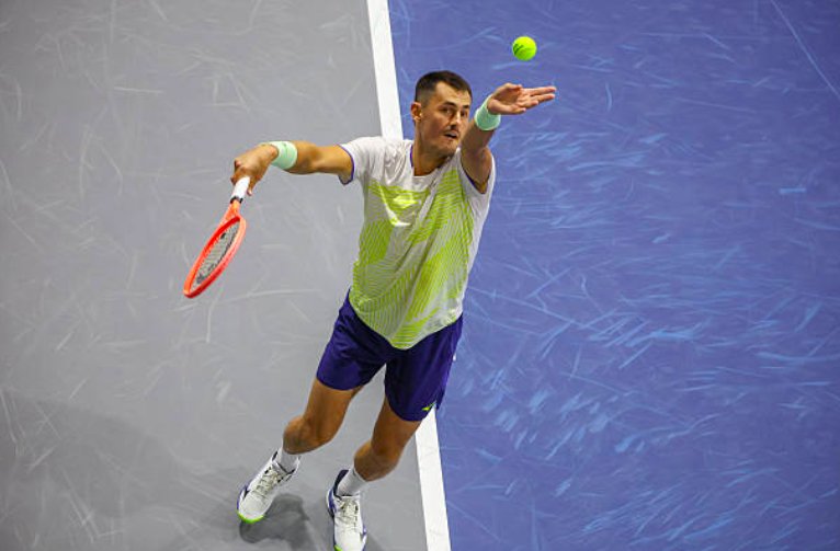 Il sorprendente cambiamento di Bernard Tomic: Da pensare al ritiro al divertimento di giocare fino a 53 anni