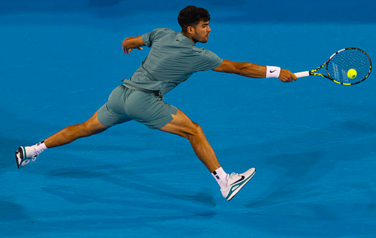 Carlos Alcaraz compitiendo en Cincinnati. Fuente: Getty