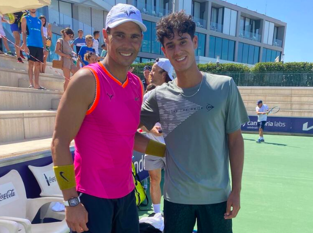 Daniel Vallejo con Rafa Nadal en su etapa entrenando en España. Fuente: IG