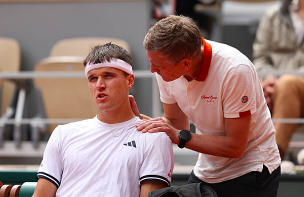 Jakub Mensik indica quale lezione si porta a casa da Roland Garros 2026. Fonte: Getty