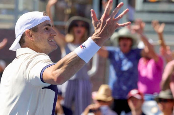 John Isner explica la importancia de no hacerte profesional cuando tienes 18 años. Fuente: Getty