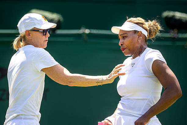 Rennae Stubbs y Serena Williams en Wimbledon 2026.