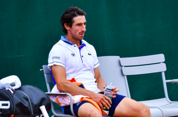 Pablo Cuevas en su etapa de jugador retirado.