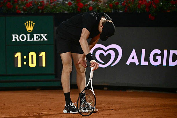 Jannik Sinner durante su encuentro ante Medvedev en el ATP Roma 2026.