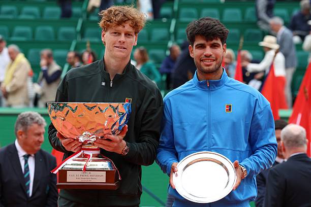 Jannik Sinner y Carlos Alcaraz en Montecarlo 2026.