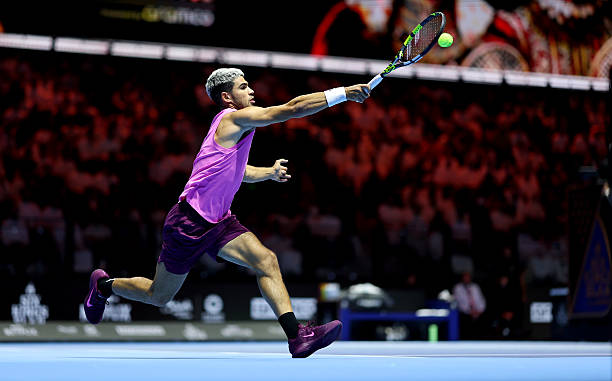 Carlos Alcaraz, aggressiveness at Six Kings Slam. Photo: gettyimages