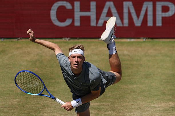 Denis Shapovalov, rassegnato. Foto: gettyimages