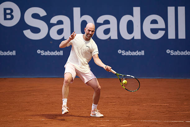 Comment expliquer le cas de Mannarino sur terre battue? Source: Getty