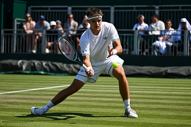 Jakub Mensik, cómo mejorar en hierba. Foto: gettyimages