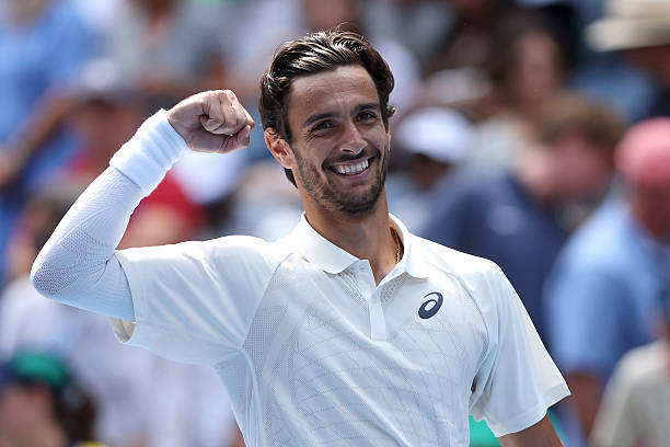 Lorenzo Musetti celebra su triunfo ante Munar. Fuente: Getty