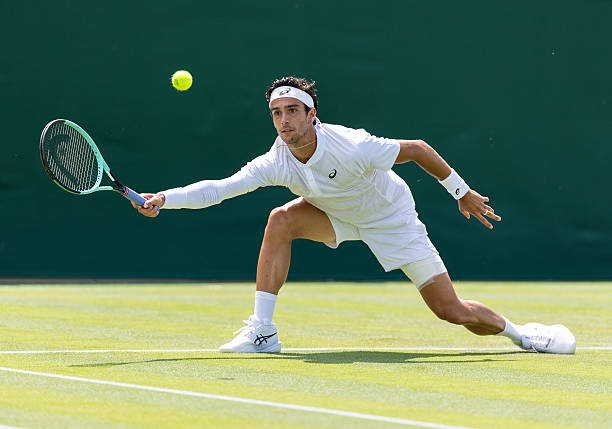 Lorenzo Musetti, habilidad en hierba. Foto: gettyimages