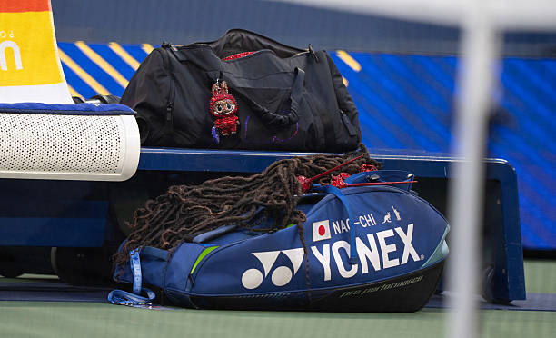 El labubu de Naomi Osaka en el US Open 2025.