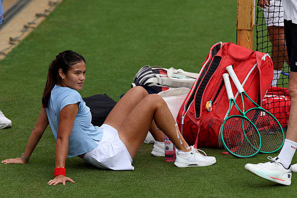 Raducanu, OUT de Wimbledon. Fuente: Getty