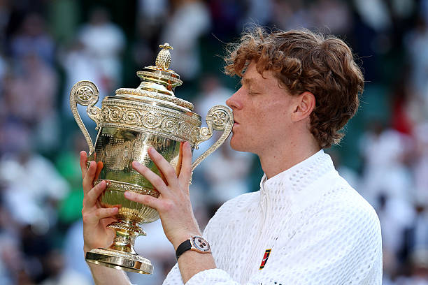 Sinner levanta el título en Wimbledon 2026. Fuente: Getty