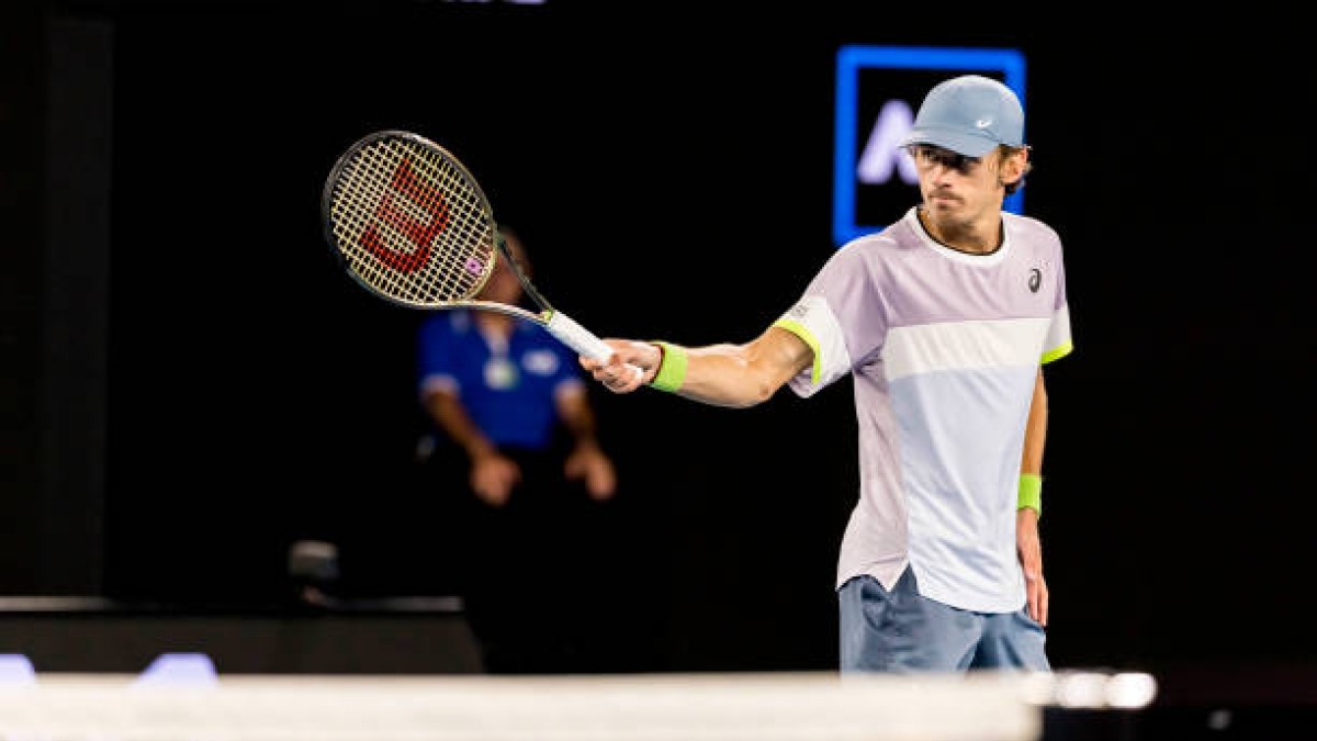 Álex de Miñaur alaba a Novak Djokovic. Foto: gettyimages