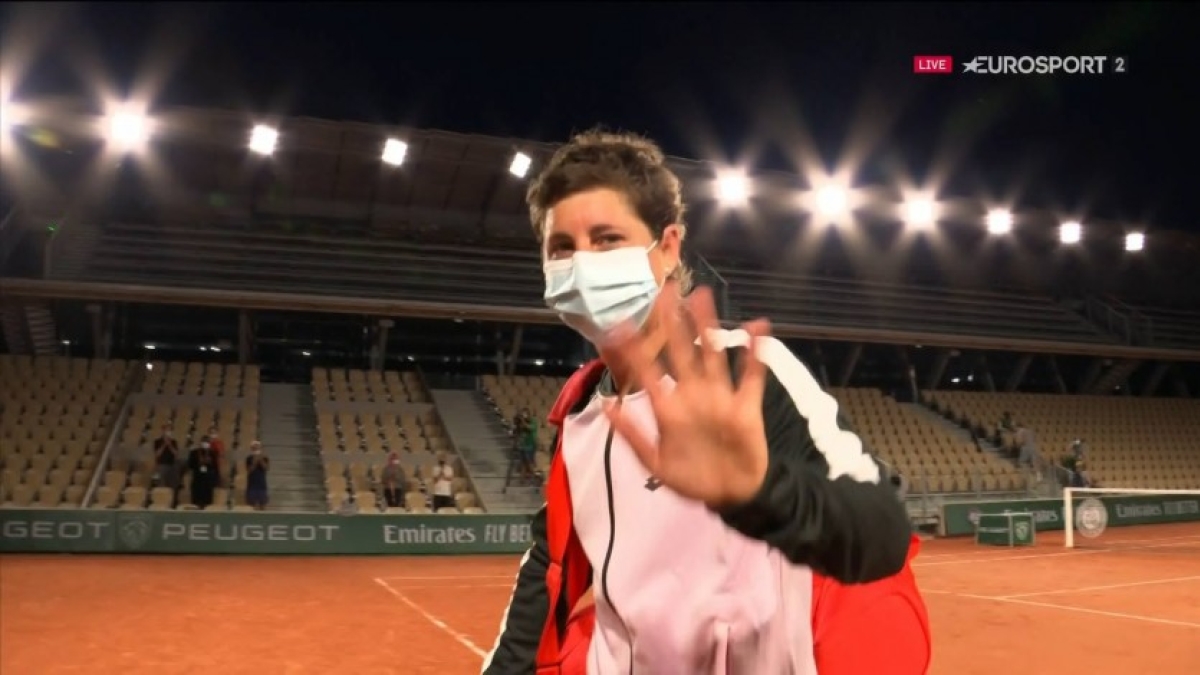 Carla Suárez dijo adiós a Roland Garros. Fuente: Eurosport TV