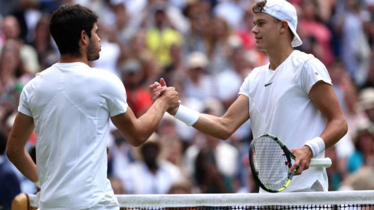Carlos Alcaraz y Holger Rune en Wimbledon 2023. Foto: getty