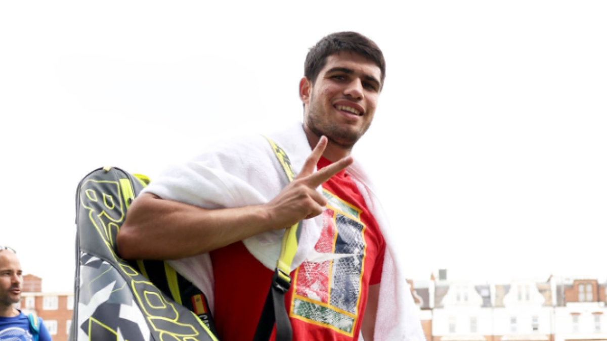 Carlos Alcaraz en el ATP Queen's 2023. Foto: Getty