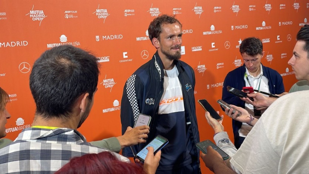 Daniil Medvedev atiende a los medios en el Mutua Madrid Open 2023. Foto: Punto de Break