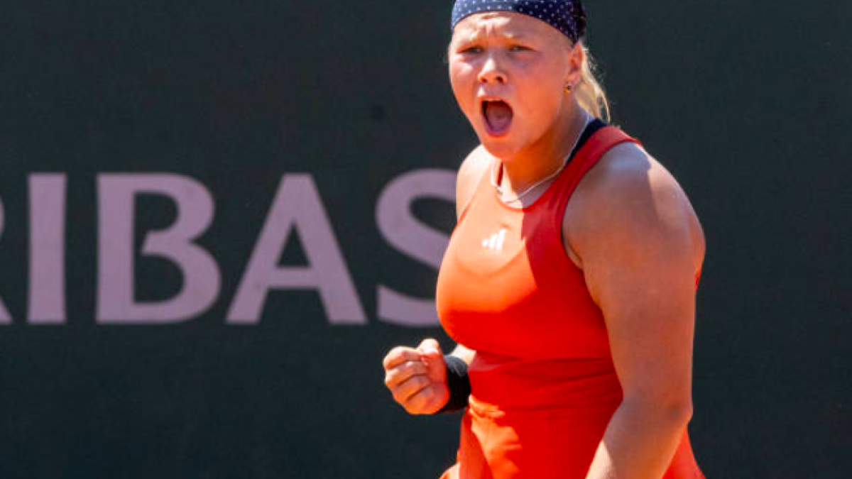 Así es Diana Shnaider, la chica del pañuelo