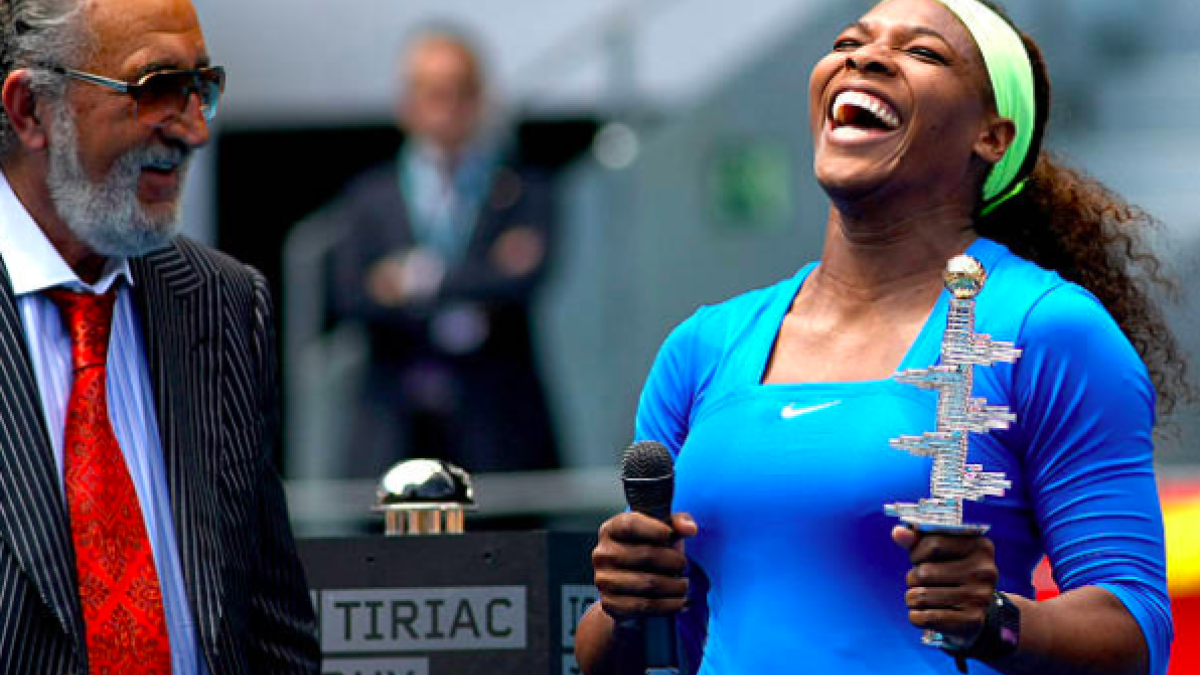 Ion Tiriac y Serena Williams en una entrega de trofeos. Fuente: Getty