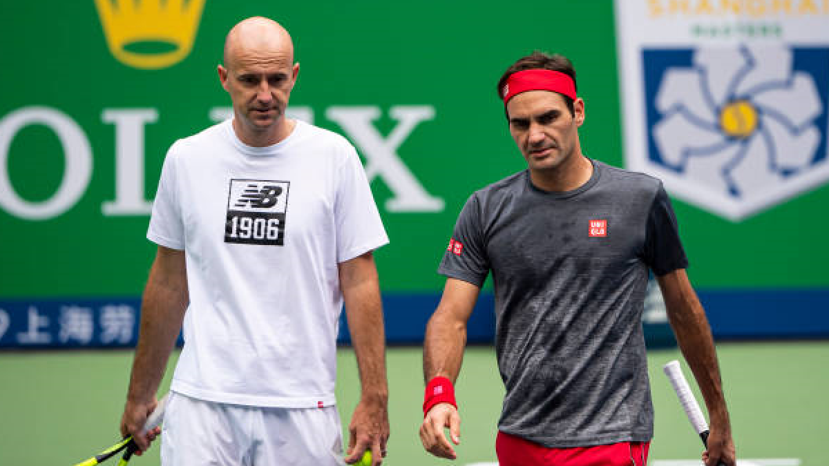 Ivan Ljubicic y Roger Federer en Shanghai 2019. Foto: getty
