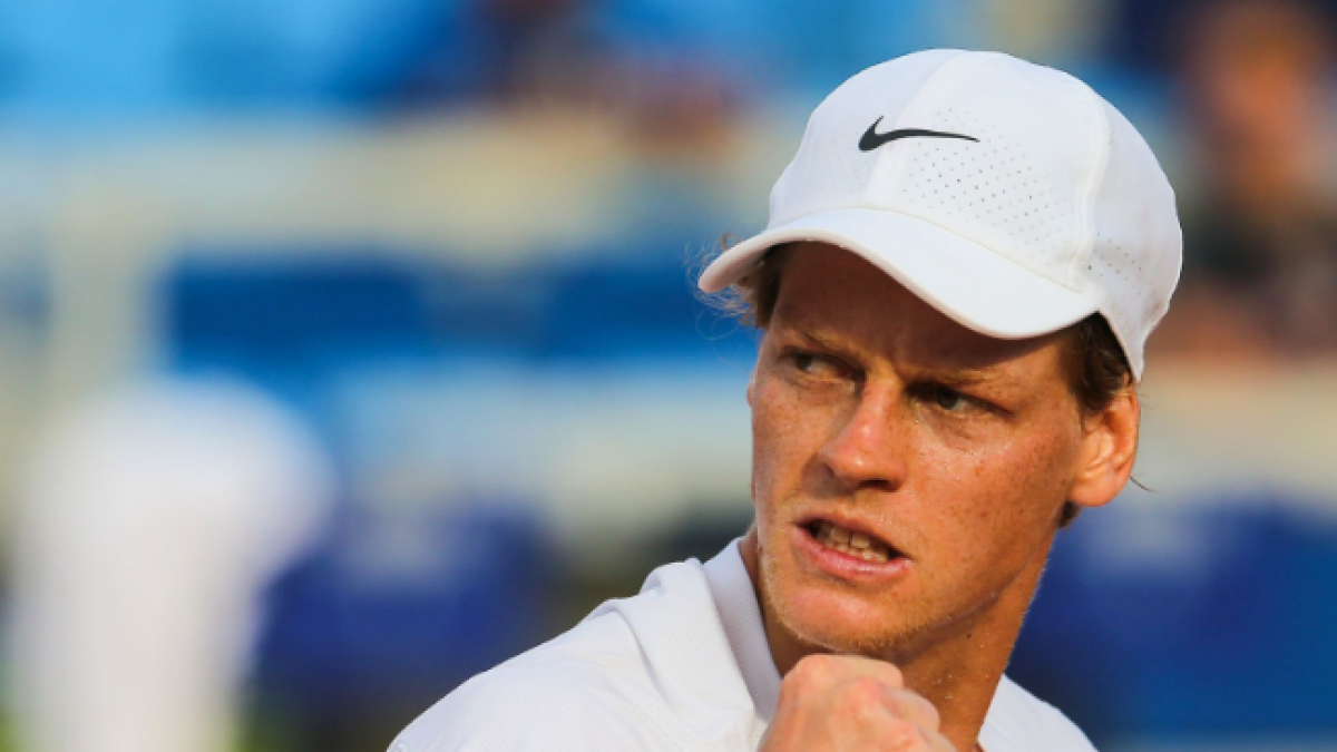 Jannik Sinner vence a Carlos Alcaraz en Umag. Foto: Getty