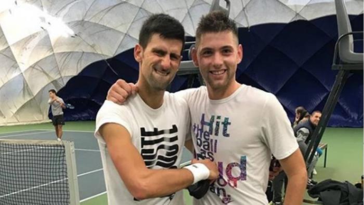 Novak Djokovic y Filip Krajinovic