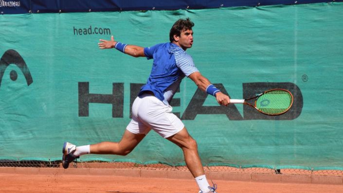 Malek Jaziri disputando el Challenger de Alicante. Fuente: Academia Equelite