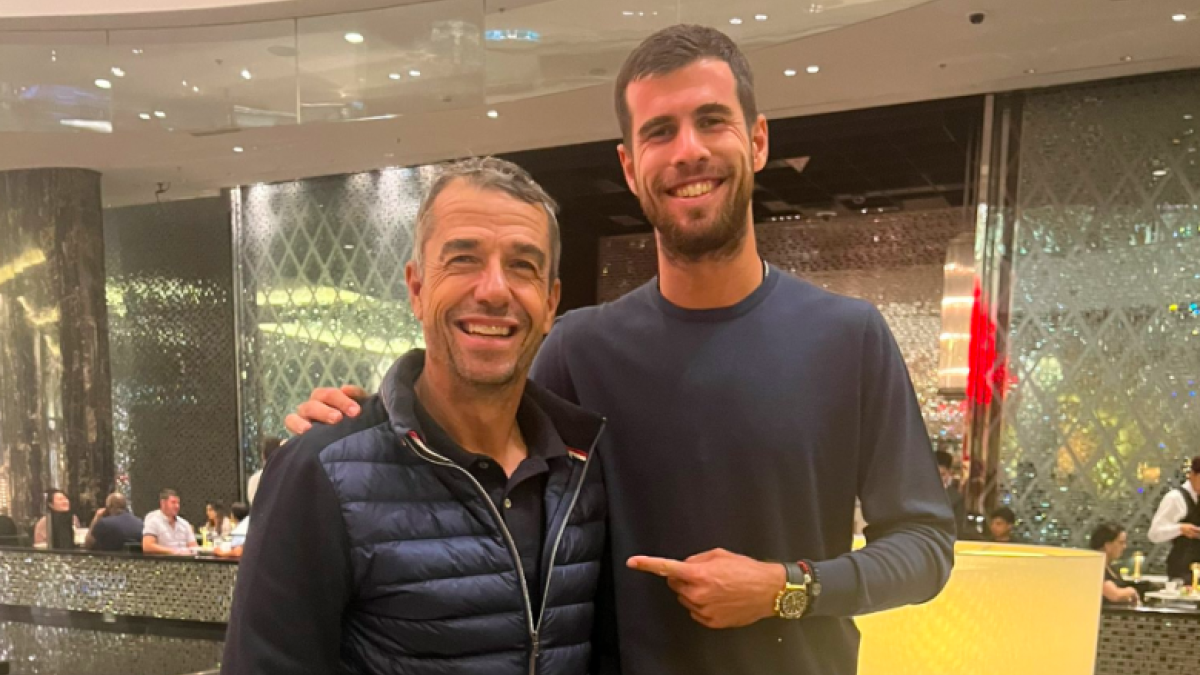 Pepo Clavet junto a Karen Khachanov. Fuente: Punto de Break