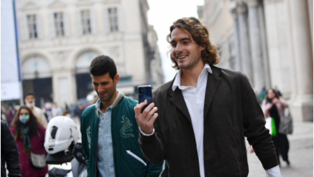 Stefanos Tsitsipas, lesión en codo y vacunación de Djokovic. Foto: gettyimages
