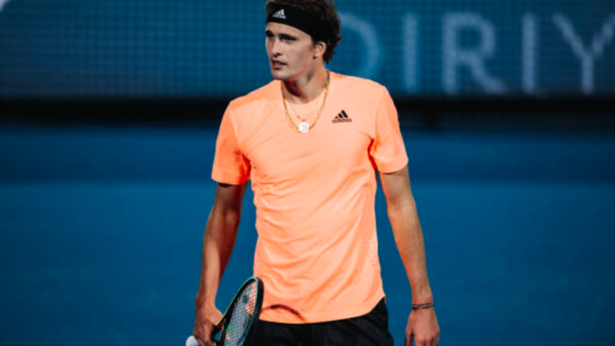 Zverev se impone a Djokovic en la World Tennis League. Foto: Getty