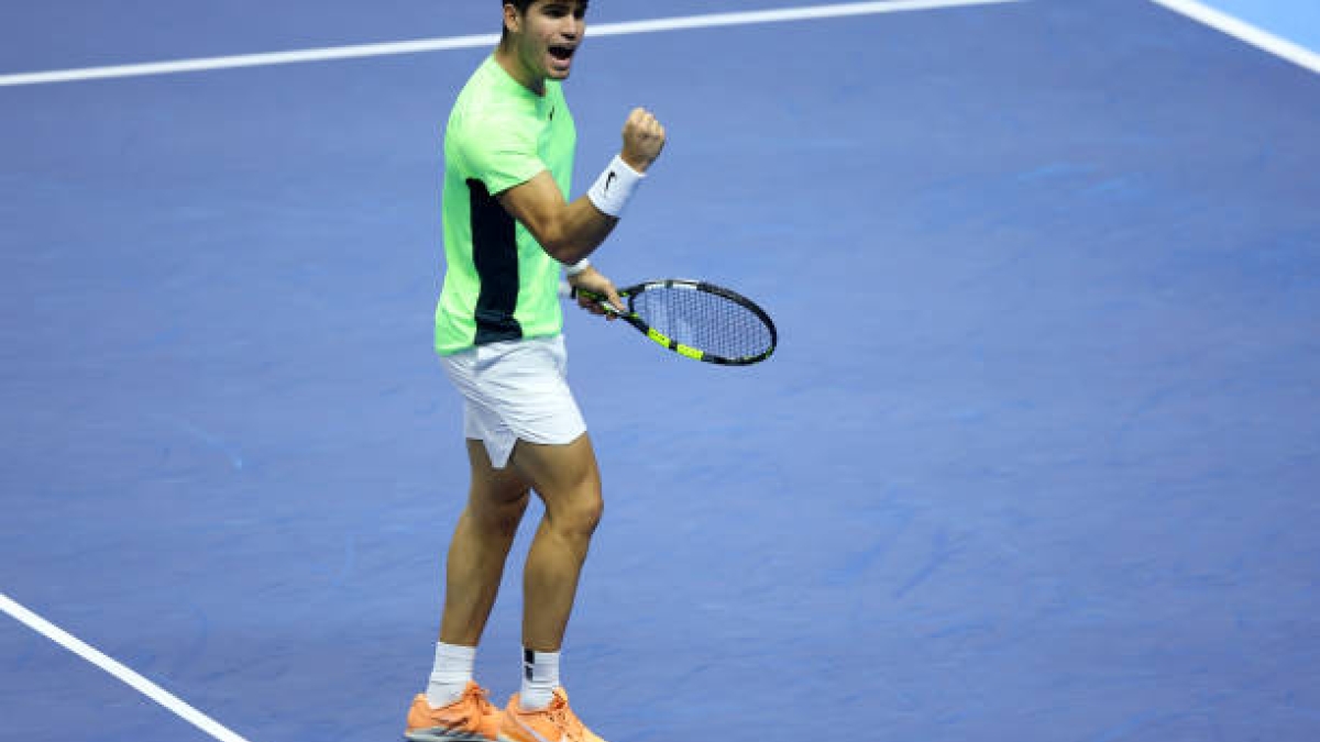 Carlos Alcaraz gana a Andrey Rublev en ATP Finals 2023. Foto: gettyimages