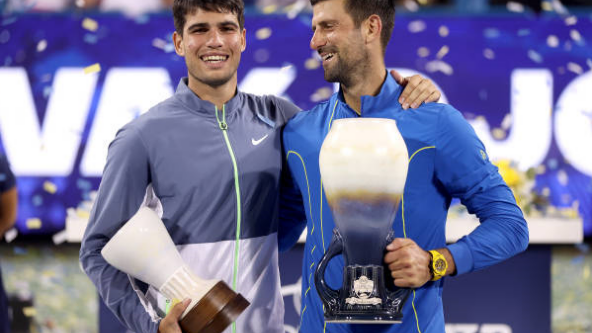 Carlos Alcaraz y Novak Djokovic en Cincinnati 2023. Foto: getty