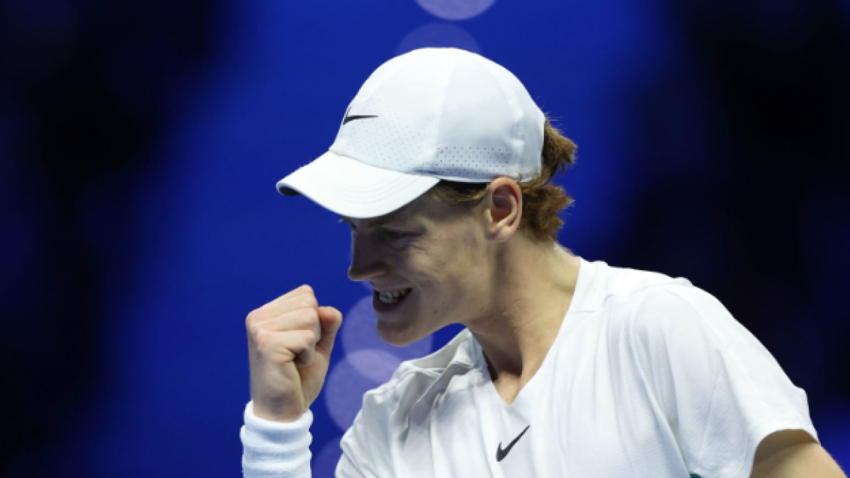 Jannik Sinner vence a Daniil Medvedev y ya es finalista de las ATP Finals 2023. Foto: Getty