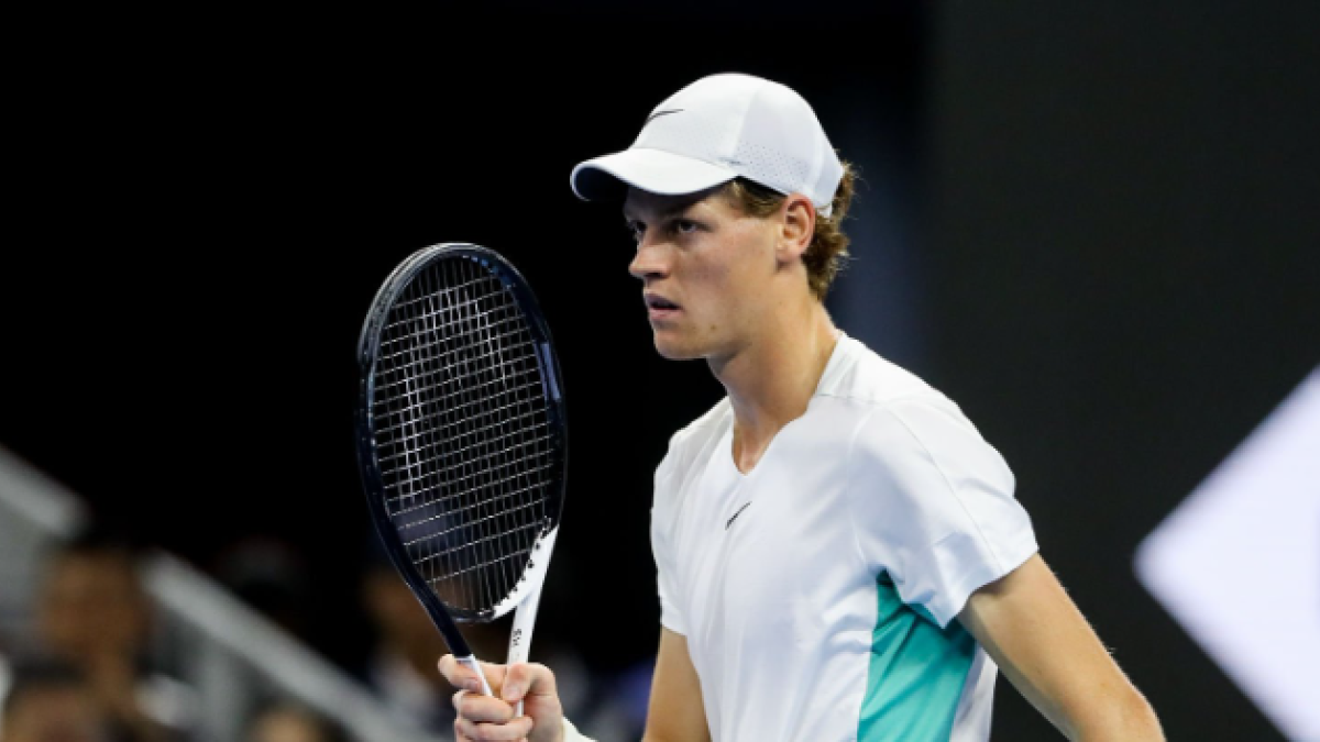 Jannik Sinner gana a Daniil Medvedev en Pekín. Foto: Getty