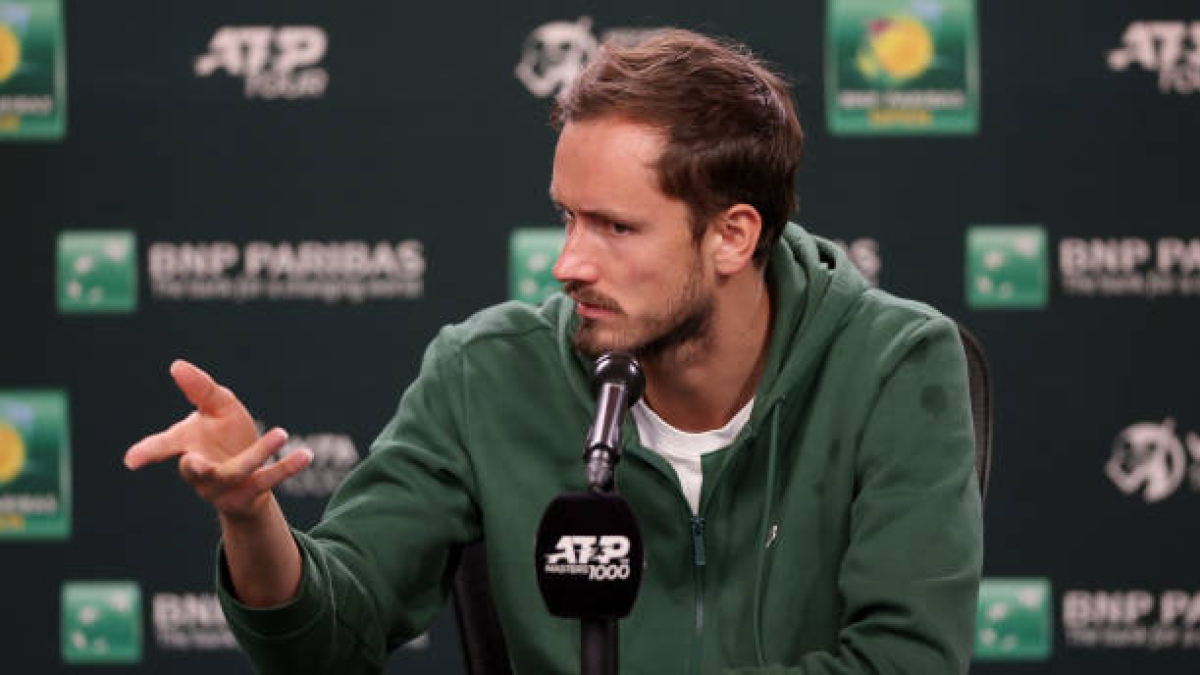 Medvedev gana a Djokovic, entrenamiento Indian Wells. Foto: gettyimages