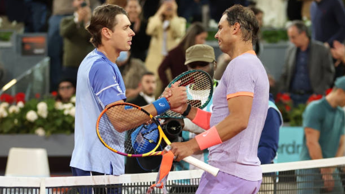 Alex De Miñaur y Rafael Nadal en el Mutua Madrid Open 2024. Foto: Getty