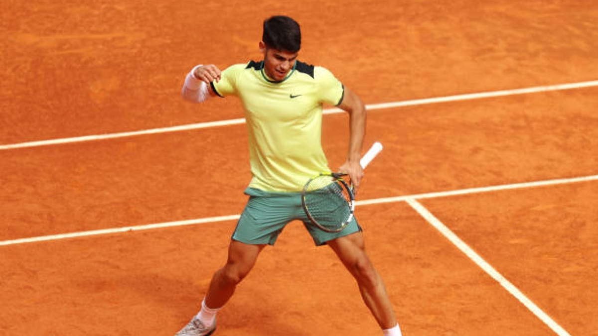 Carlos Alcaraz debuta en el Mutua Madrid Open 2024 con victoria. Foto: Getty