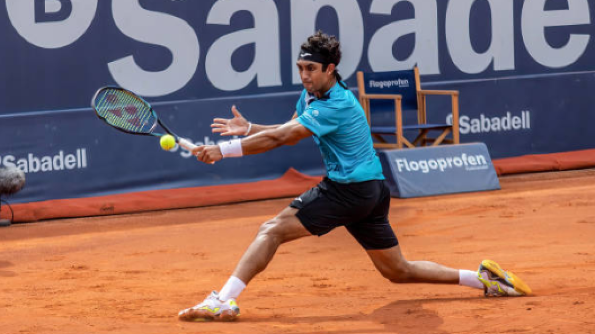 Rincón remonta para dar su primer paso en la previa de Roland Garros. Foto: Gettyimages