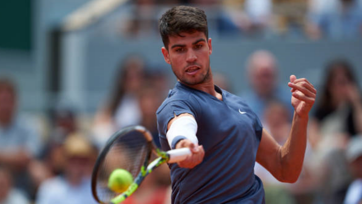 Carlos Alcraz en Roland Garros 2024. Foto: getty