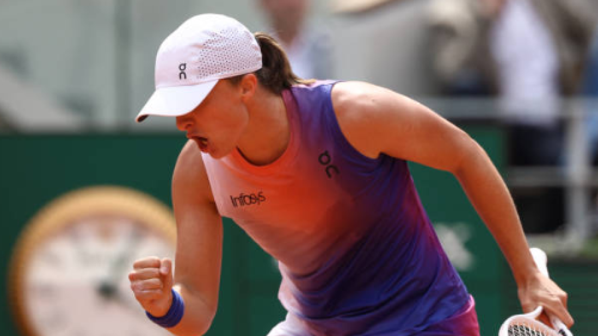 Swiatek se une a Serena Williams en conquistar todos los torneos de tierra batidas el mismo año . Foto: Gettyimages