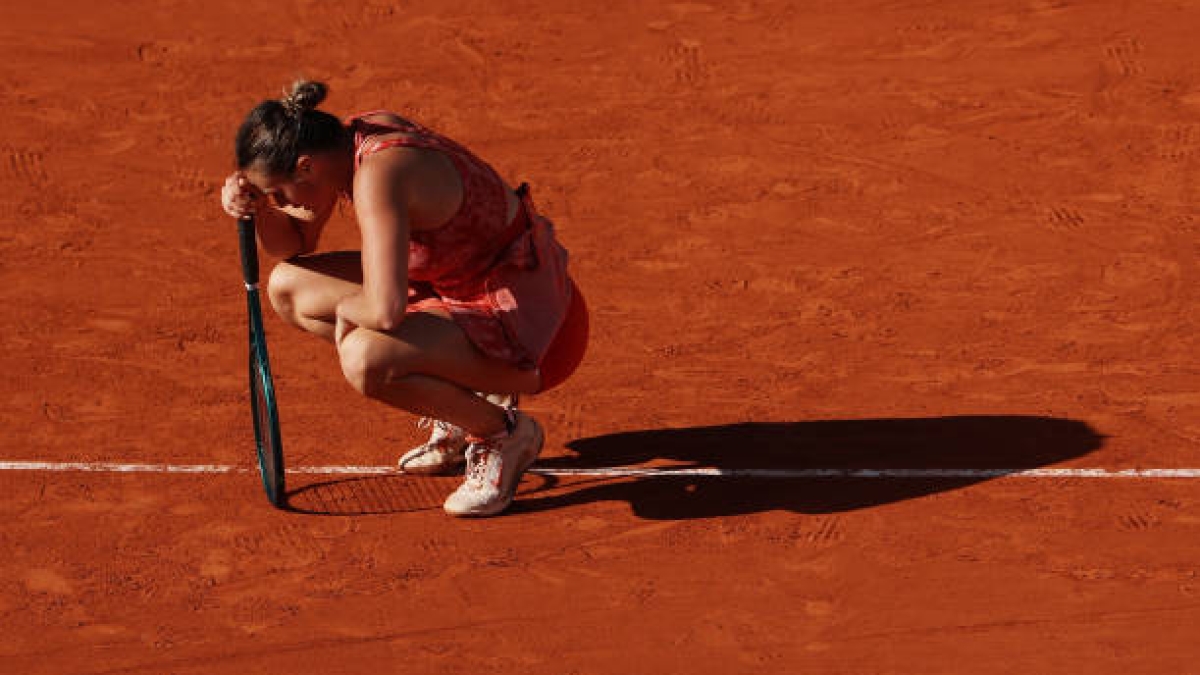 Aryna Sabalenka pierde en Roland Garros 2024. Foto: gettyimages