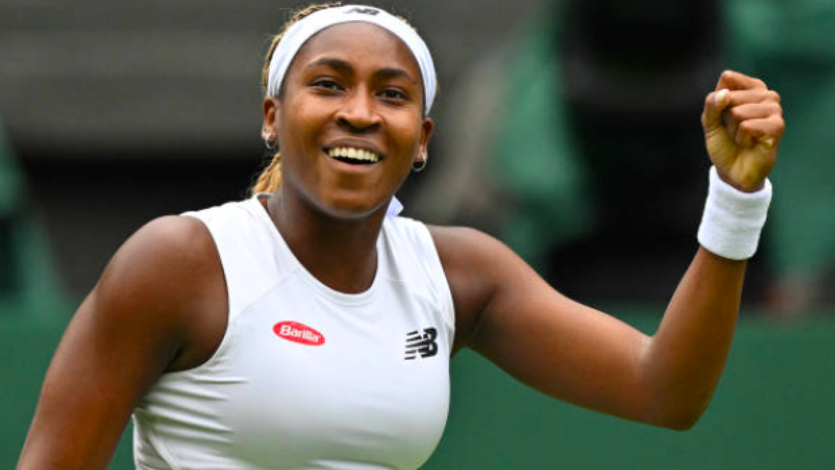 Coco Gauff festeja su primera victoria en Wimbledon 2024. Fuente: Getty