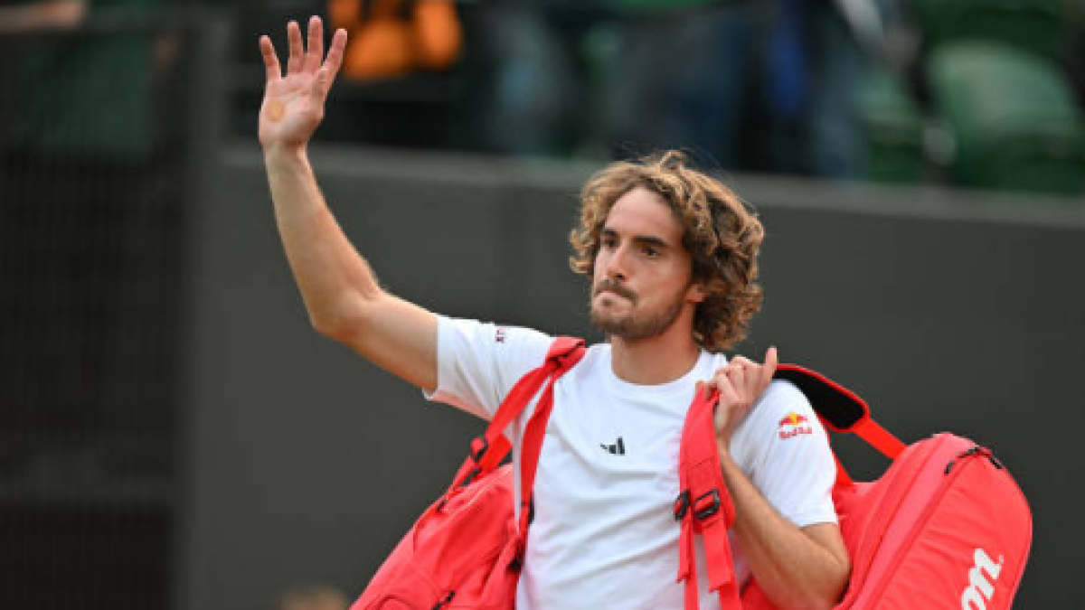 Ruusuvuori da la sorpresa en Wimbledon y elimina a Tsitsipas. Foto: Gettyimages