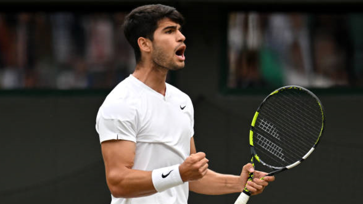 Carlos Alcaraz en WImbledon 2024. Foto: getty
