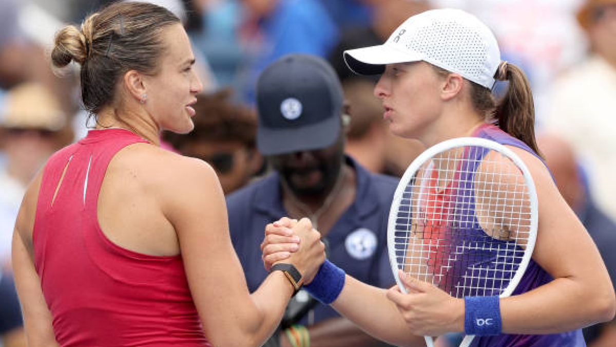 Aryna Sabalenka e Iga Swiatek en Cincinnati 2024. Foto: getty